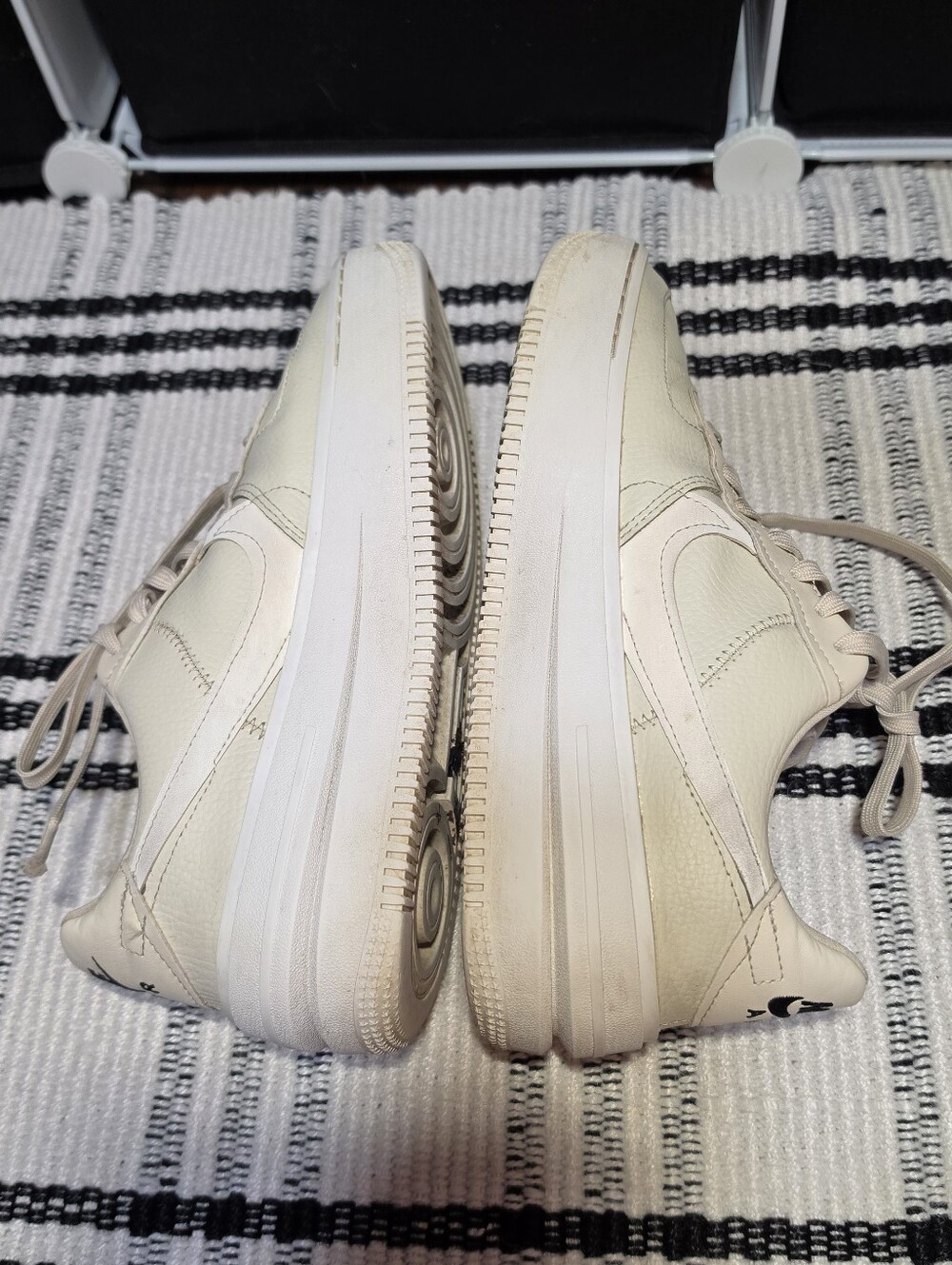 Nike Air Force 1 '07 Sail Cream Leather Sneakers Women's 8.5 - Picture 2 of 5